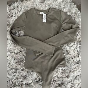 NWT Aritzia Bodysuit